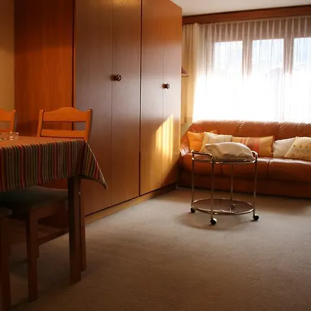 Bellevue 2.5 *
